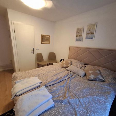 Guesthouse Unique Сараєво Номер фото