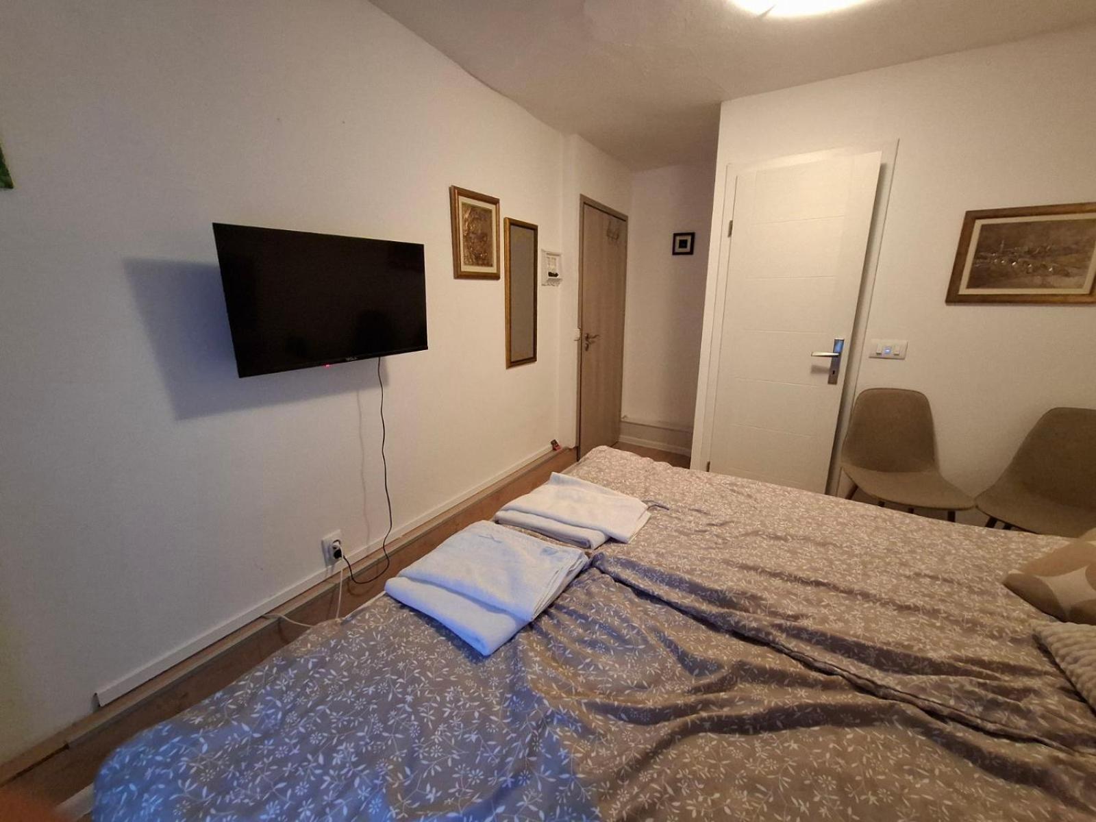 Guesthouse Unique Сараєво Номер фото