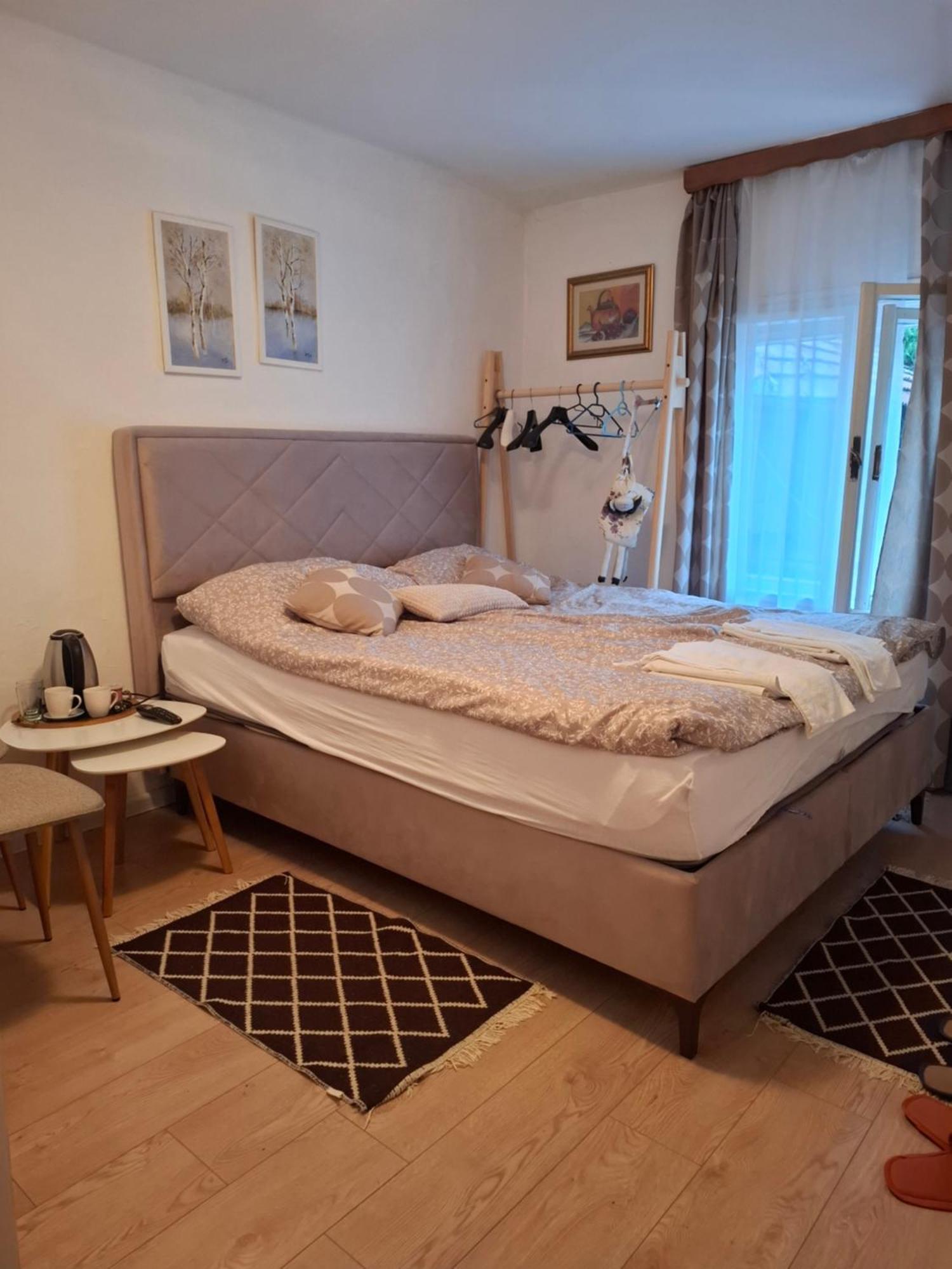 Guesthouse Unique Сараєво Номер фото