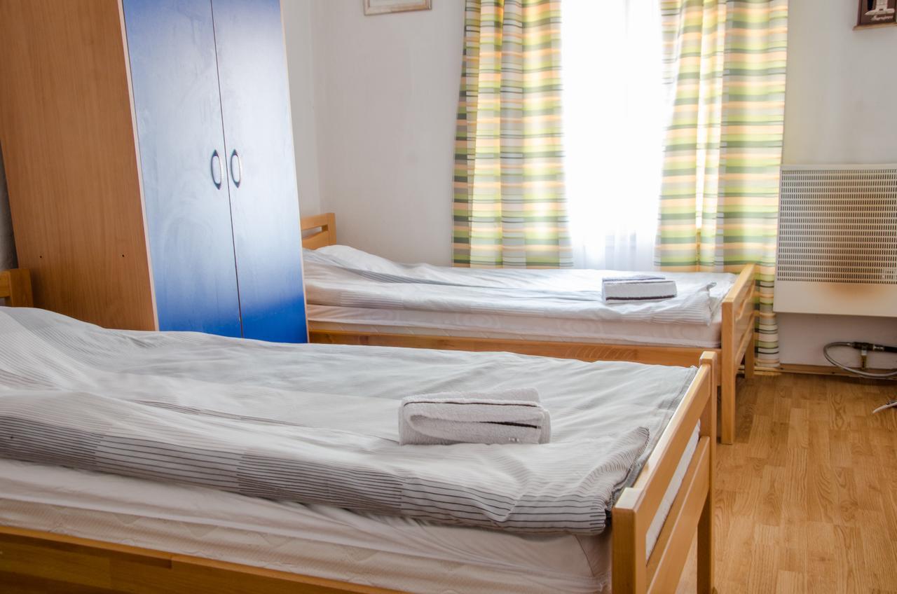 Guesthouse Unique Сараєво Екстер'єр фото