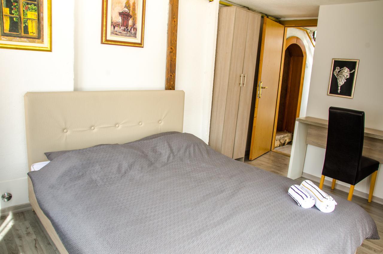 Guesthouse Unique Сараєво Екстер'єр фото