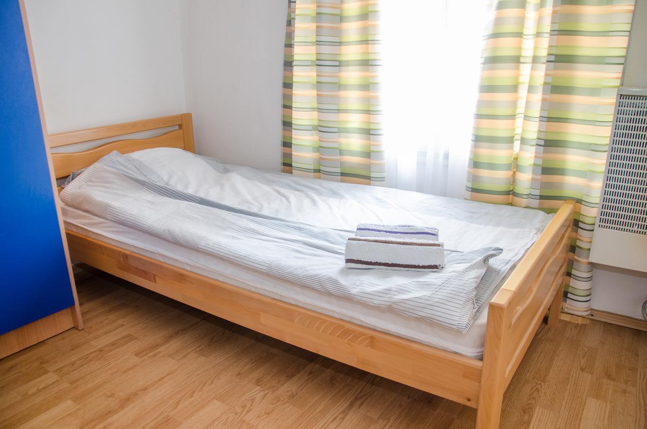 Guesthouse Unique Сараєво Екстер'єр фото