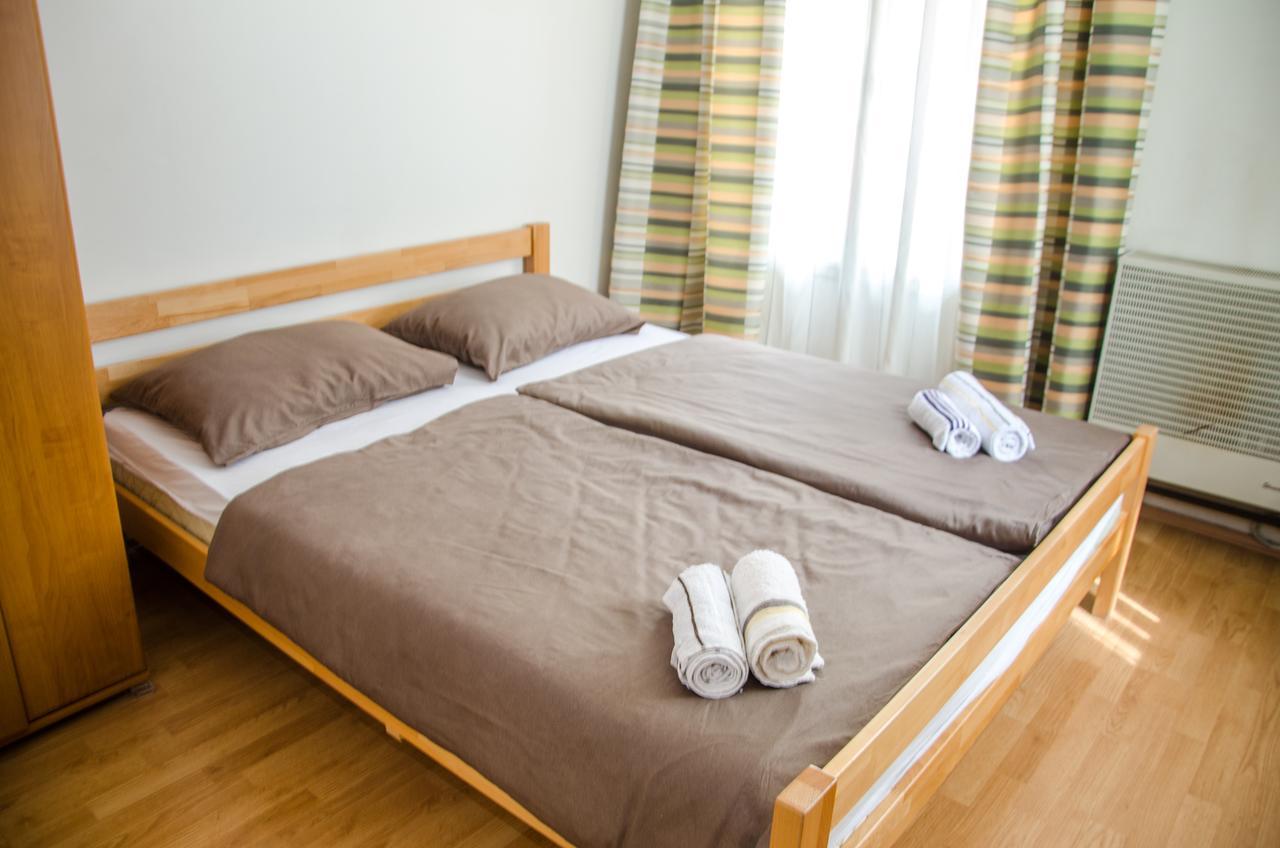 Guesthouse Unique Сараєво Екстер'єр фото